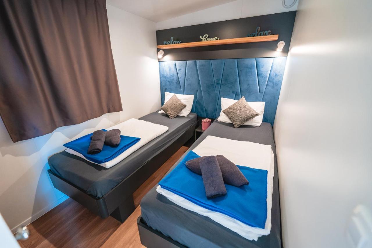 Mobile Homes Sea Princess Biograd Na Moru Exterior photo
